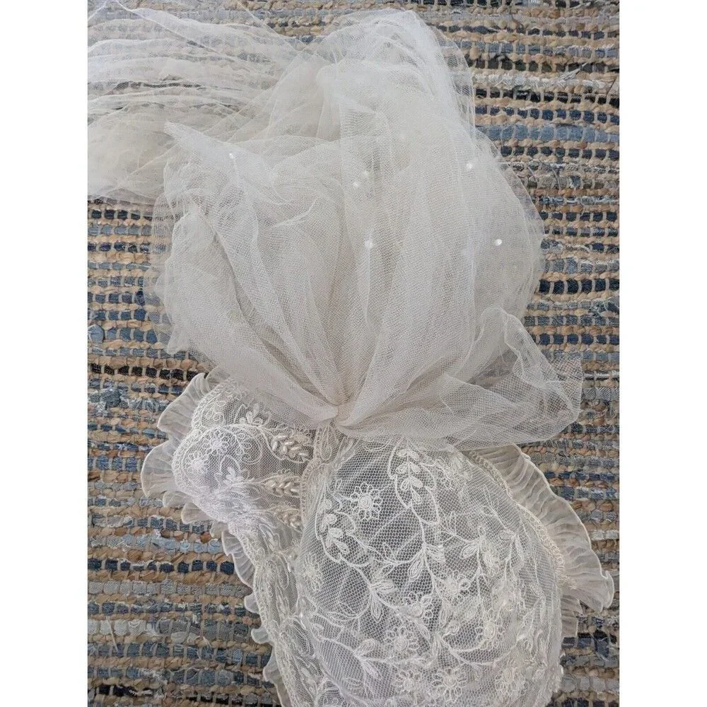 Vtg White Wedding Derby Hat Lace Beaded Veil Flower Applique Coquette Royalcore